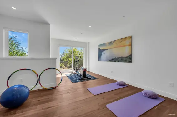 2121 Union Court, West Vancouver For Sale - image 36