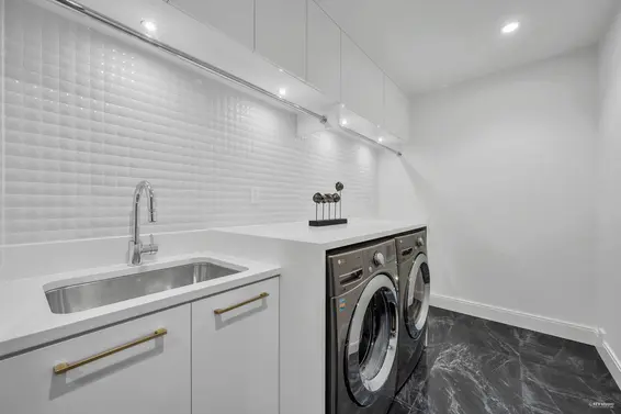 2121 Union Court, West Vancouver For Sale - image 38