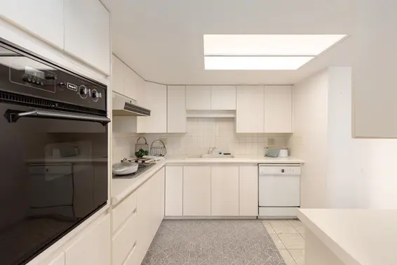 808 168 Chadwick Court, North Vancouver For Sale - image 2