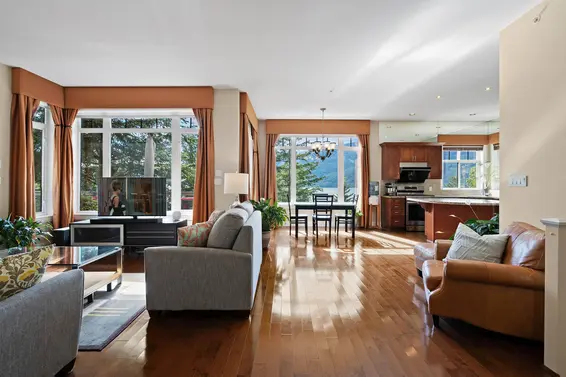 300 Ocean Crest Drive, West Vancouver For Sale - image 13