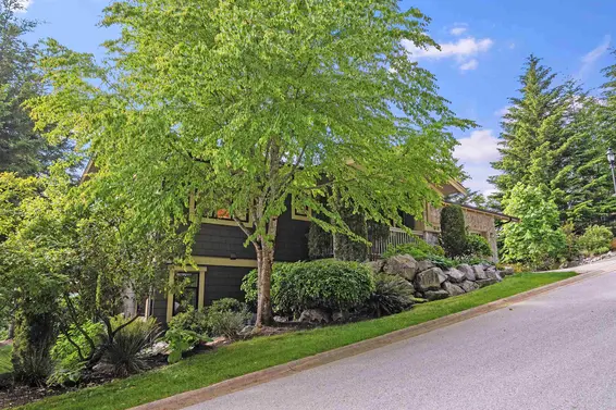 300 Ocean Crest Drive, West Vancouver For Sale - image 29