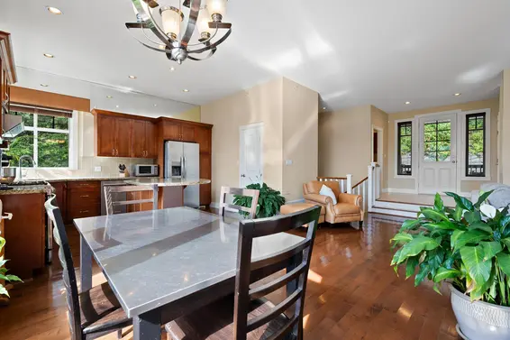 300 Ocean Crest Drive, West Vancouver For Sale - image 7