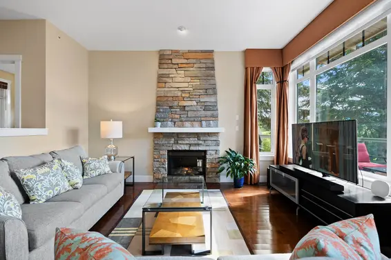 300 Ocean Crest Drive, West Vancouver For Sale - image 9