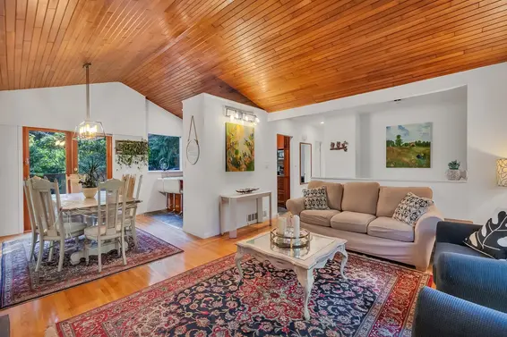 5325 Marine Drive, West Vancouver For Sale - image 17