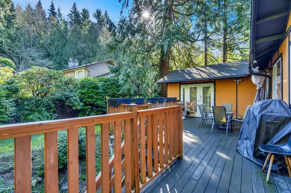 5325 Marine Drive, West Vancouver For Sale - image 26