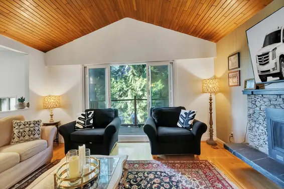 5325 Marine Drive, West Vancouver For Sale - image 5