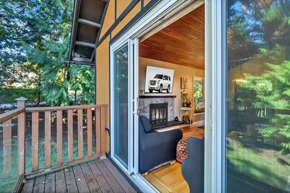 5325 Marine Drive, West Vancouver For Sale - image 7