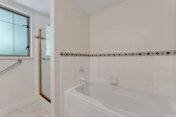 312 3658 Banff Court, North Vancouver For Sale - image 17