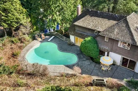 895 Elveden Row, West Vancouver For Sale - image 3