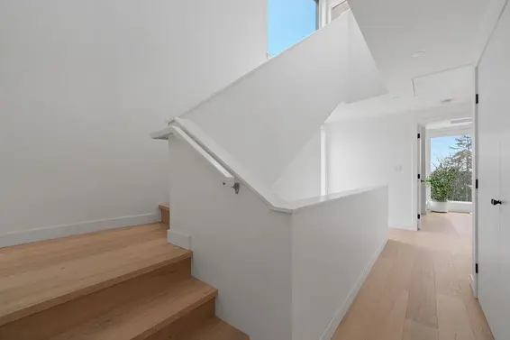 201 650 East 2nd Street, North Vancouver For Sale - image 19