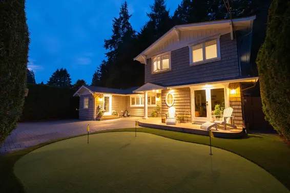 5621 Eagle Harbour Road, West Vancouver For Sale - image 27