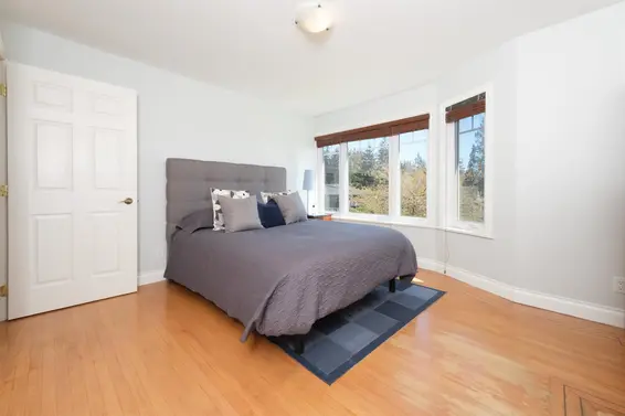 4627 Valley Road, North Vancouver For Sale - image 19