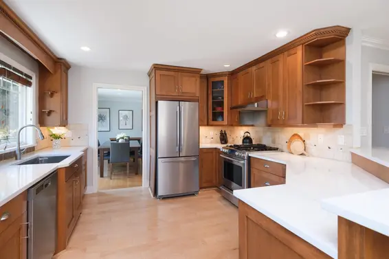 4627 Valley Road, North Vancouver For Sale - image 4