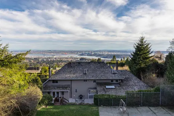 1565 Vinson Creek Road, West Vancouver For Sale - image 2