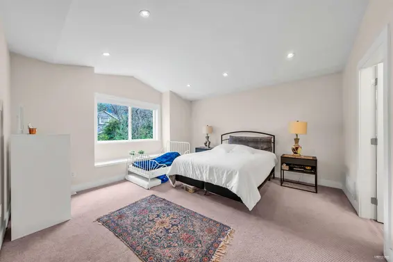 484 West Queens Road, North Vancouver For Sale - image 10
