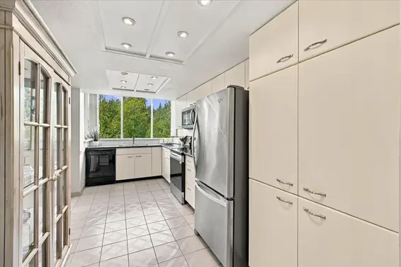 402 995 Roche Point Drive, North Vancouver For Sale - image 13