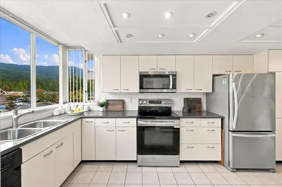 402 995 Roche Point Drive, North Vancouver For Sale - image 15