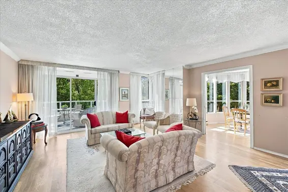 402 995 Roche Point Drive, North Vancouver For Sale - image 3