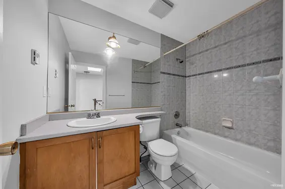 1 910 West 16th Street, North Vancouver For Sale - image 21