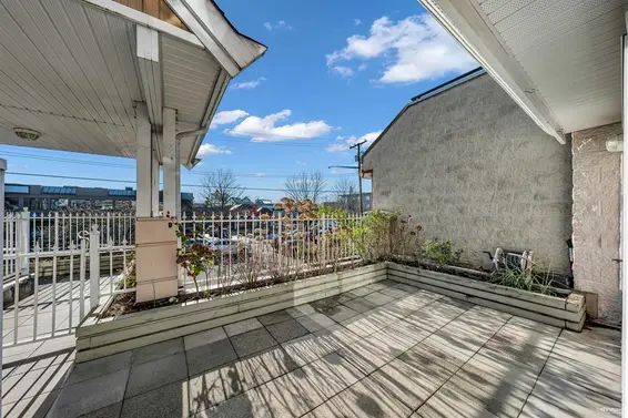 1 910 West 16th Street, North Vancouver For Sale - image 26