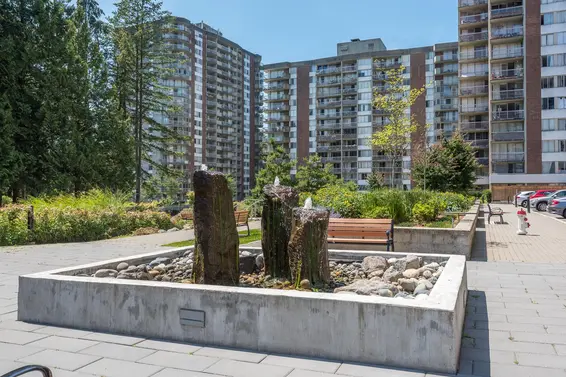 711 2016 Fullerton Avenue, North Vancouver For Sale - image 4