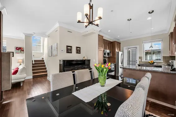 6 3025 Baird Road, North Vancouver For Sale - image 12