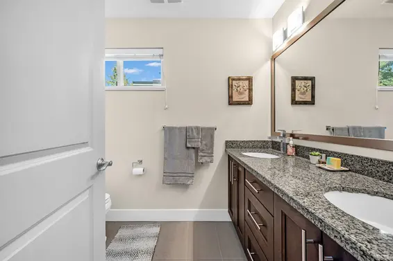 6 3025 Baird Road, North Vancouver For Sale - image 18