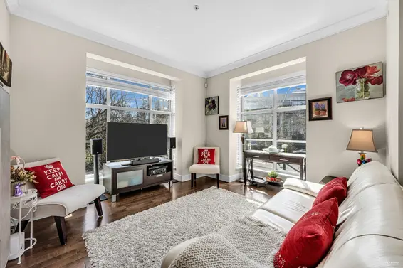 6 3025 Baird Road, North Vancouver For Sale - image 4