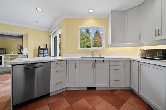 535 Stevens Drive, West Vancouver For Sale - image 7