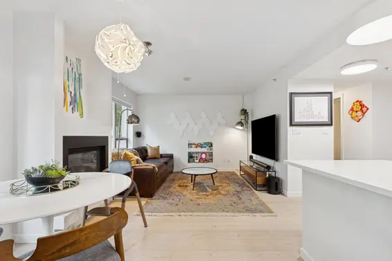 TH4 1288 Chesterfield Avenue, North Vancouver For Sale - image 5