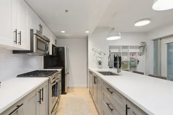 TH4 1288 Chesterfield Avenue, North Vancouver For Sale - image 8