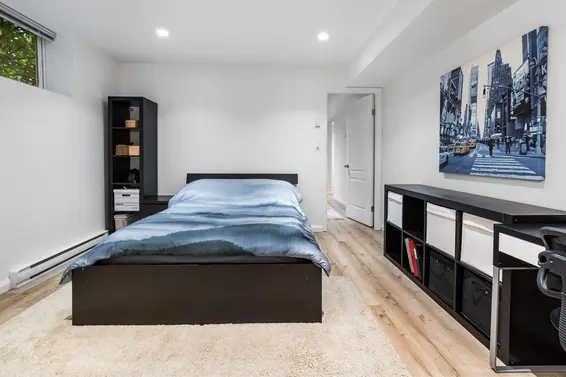 4047 Woodbury Avenue, North Vancouver For Sale - image 26