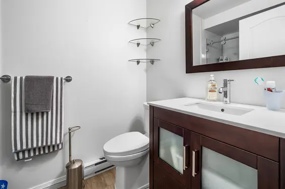 4047 Woodbury Avenue, North Vancouver For Sale - image 27