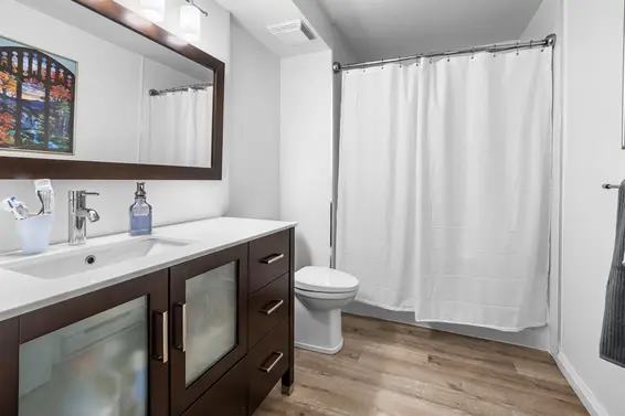 4047 Woodbury Avenue, North Vancouver For Sale - image 31