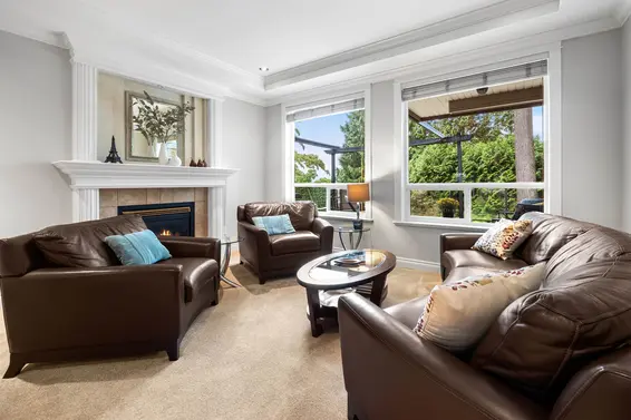 4047 Woodbury Avenue, North Vancouver For Sale - image 9