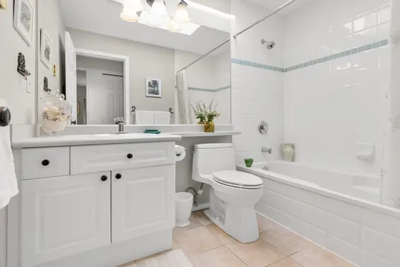 413 128 West 8th Street, North Vancouver For Sale - image 13