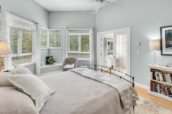 413 128 West 8th Street, North Vancouver For Sale - image 15