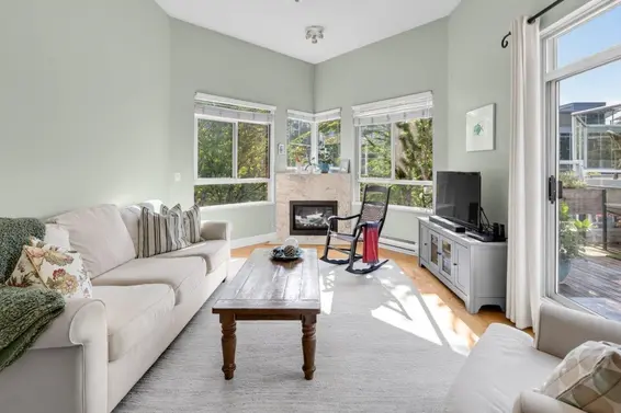 413 128 West 8th Street, North Vancouver For Sale - image 6