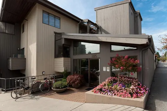 202 225 24th Street, West Vancouver For Sale - image 31
