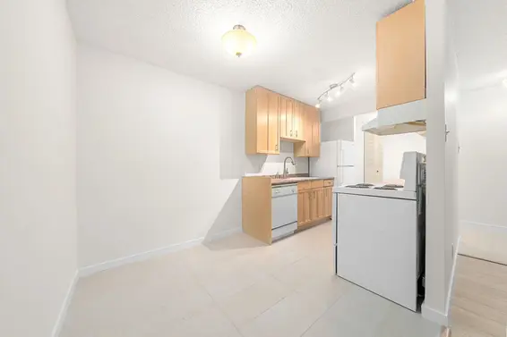 119 2012 Fullerton Avenue, North Vancouver For Sale - image 9