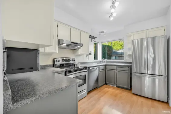 252 East 21st Street, North Vancouver For Sale - image 16