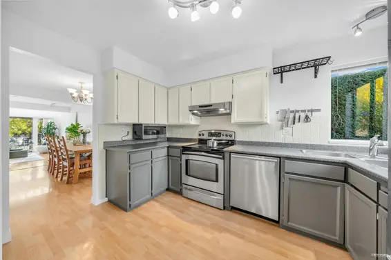 252 East 21st Street, North Vancouver For Sale - image 18