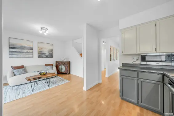 252 East 21st Street, North Vancouver For Sale - image 19