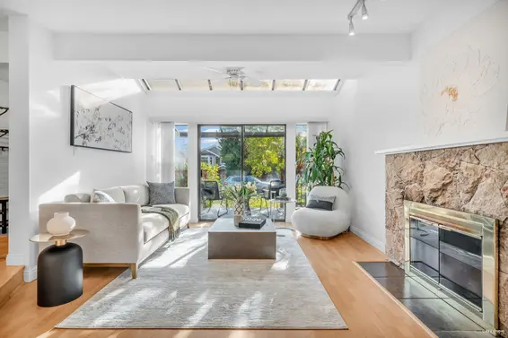 252 East 21st Street, North Vancouver For Sale - image 5