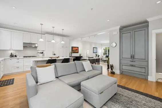 2015 Esquimalt Avenue, West Vancouver For Sale - image 11