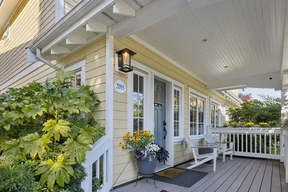 2015 Esquimalt Avenue, West Vancouver For Sale - image 2