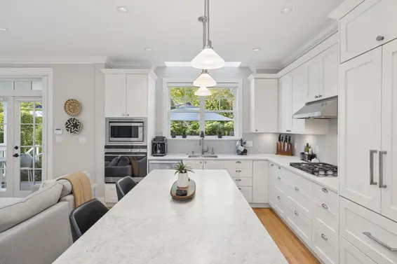 2015 Esquimalt Avenue, West Vancouver For Sale - image 20