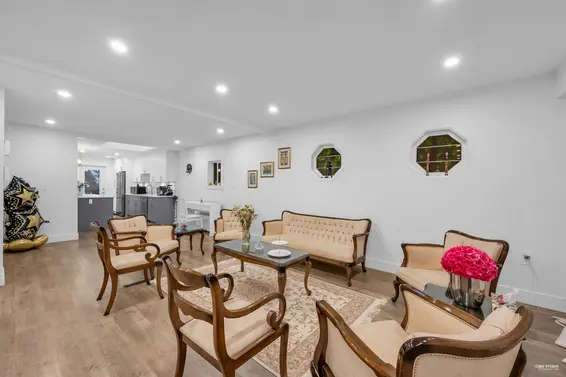 1249 Doran Road, North Vancouver For Sale - image 11