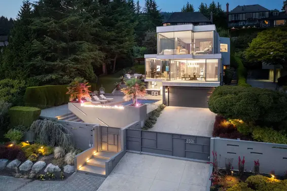 2331 Westhill Drive, West Vancouver For Sale - image 3