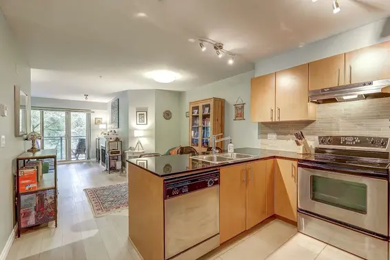 301 1633 Mackay Avenue, North Vancouver For Sale - image 13
